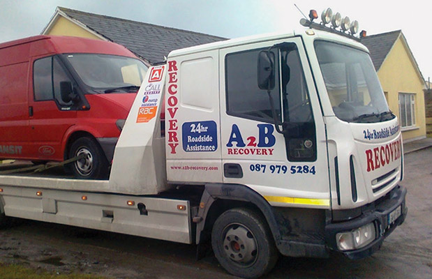 A2B Recovery offers a comprehensive breakdown recovery service.)